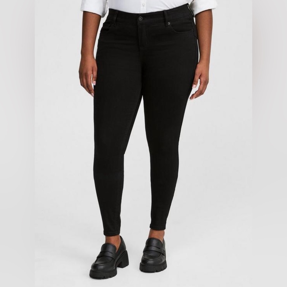 Bombshell skinny jeans